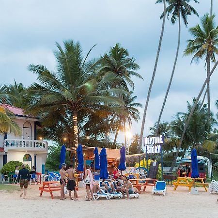 Neptune Story Resort เวลิกามา ภายนอก รูปภาพ