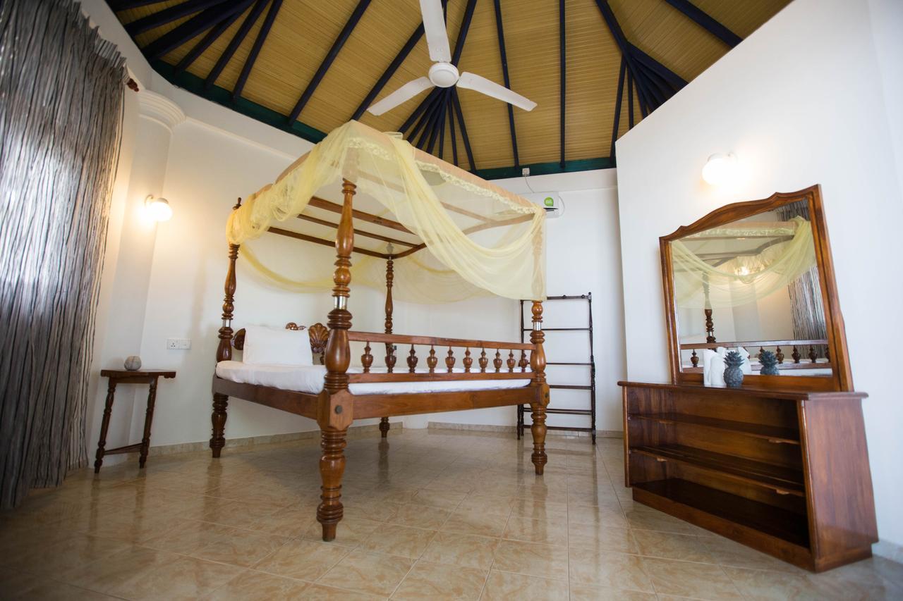 Neptune Story Resort เวลิกามา ภายนอก รูปภาพ