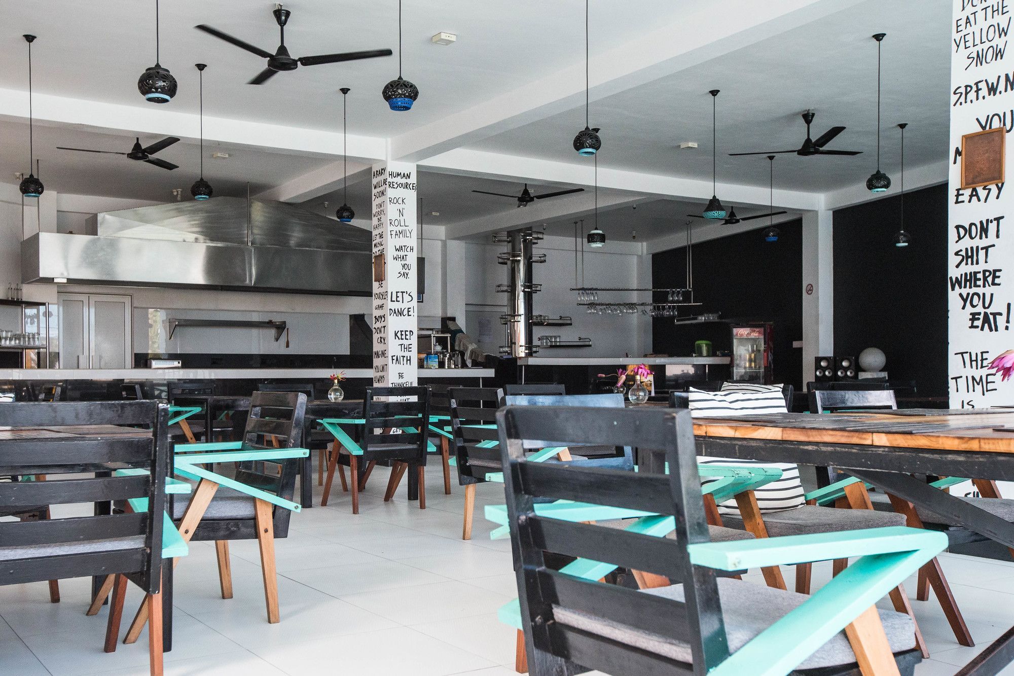 Neptune Story Resort เวลิกามา ภายนอก รูปภาพ